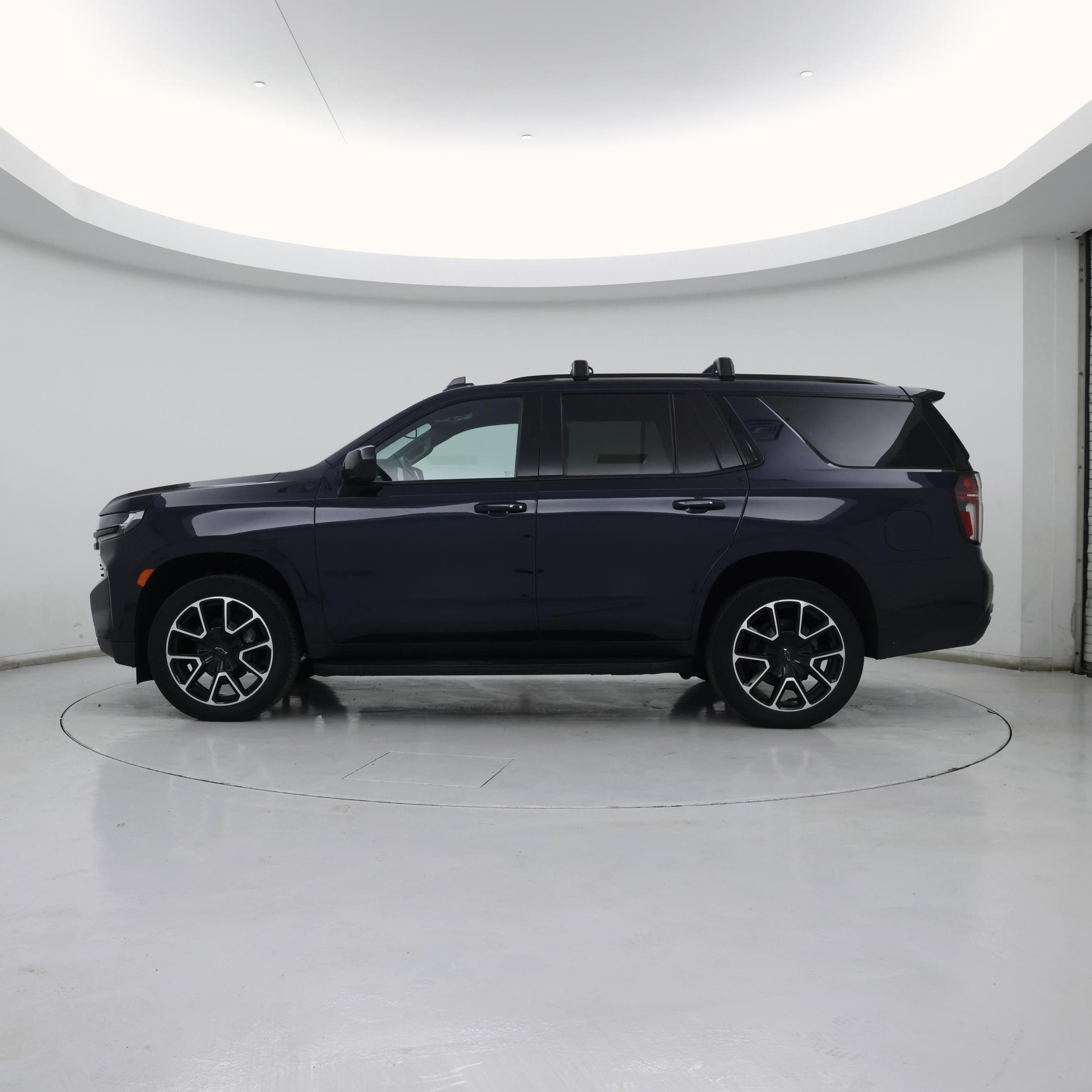 Thumbnail: 2024 Chevrolet Tahoe - 3