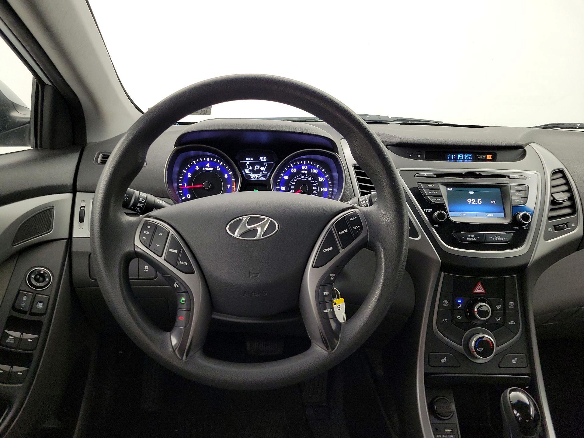 Thumbnail: 2014 Hyundai Elantra - 10