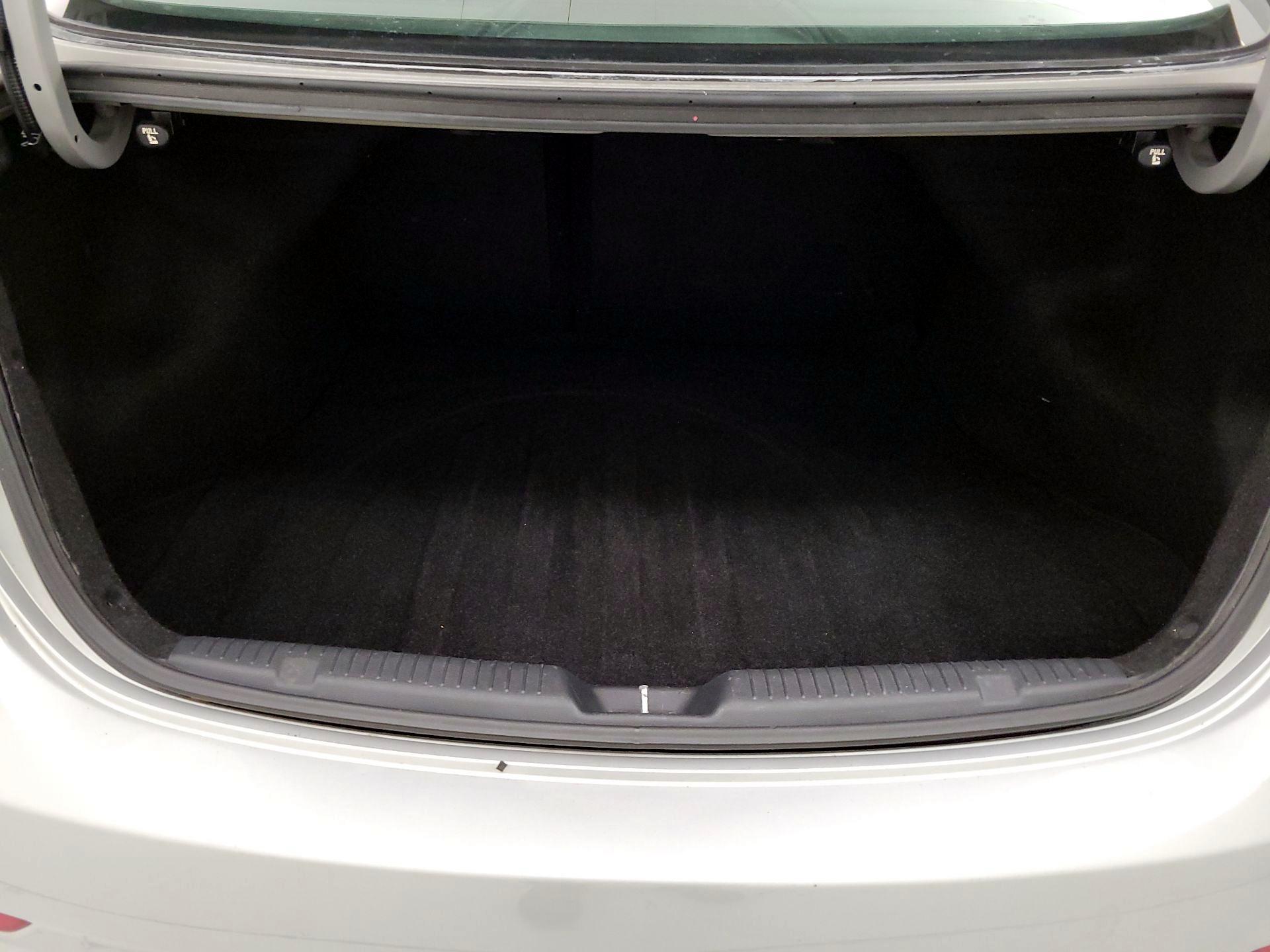 Thumbnail: 2014 Hyundai Elantra - 20