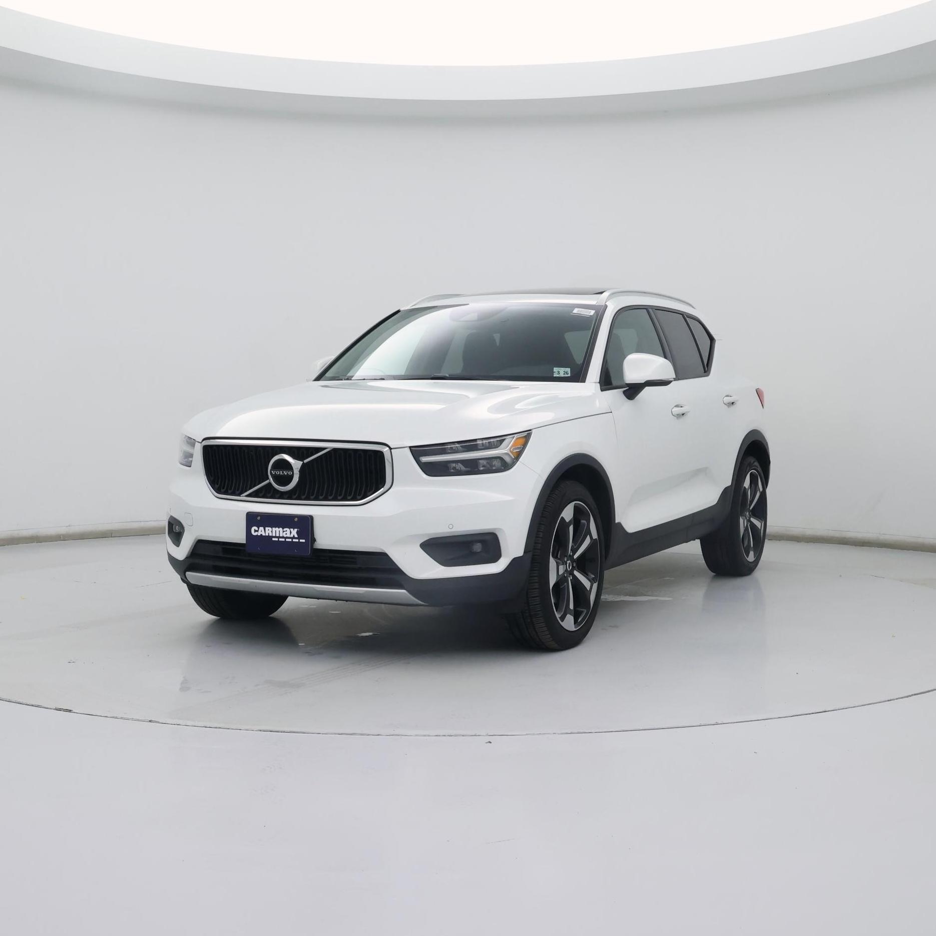 Thumbnail: 2021 Volvo XC40 - 4