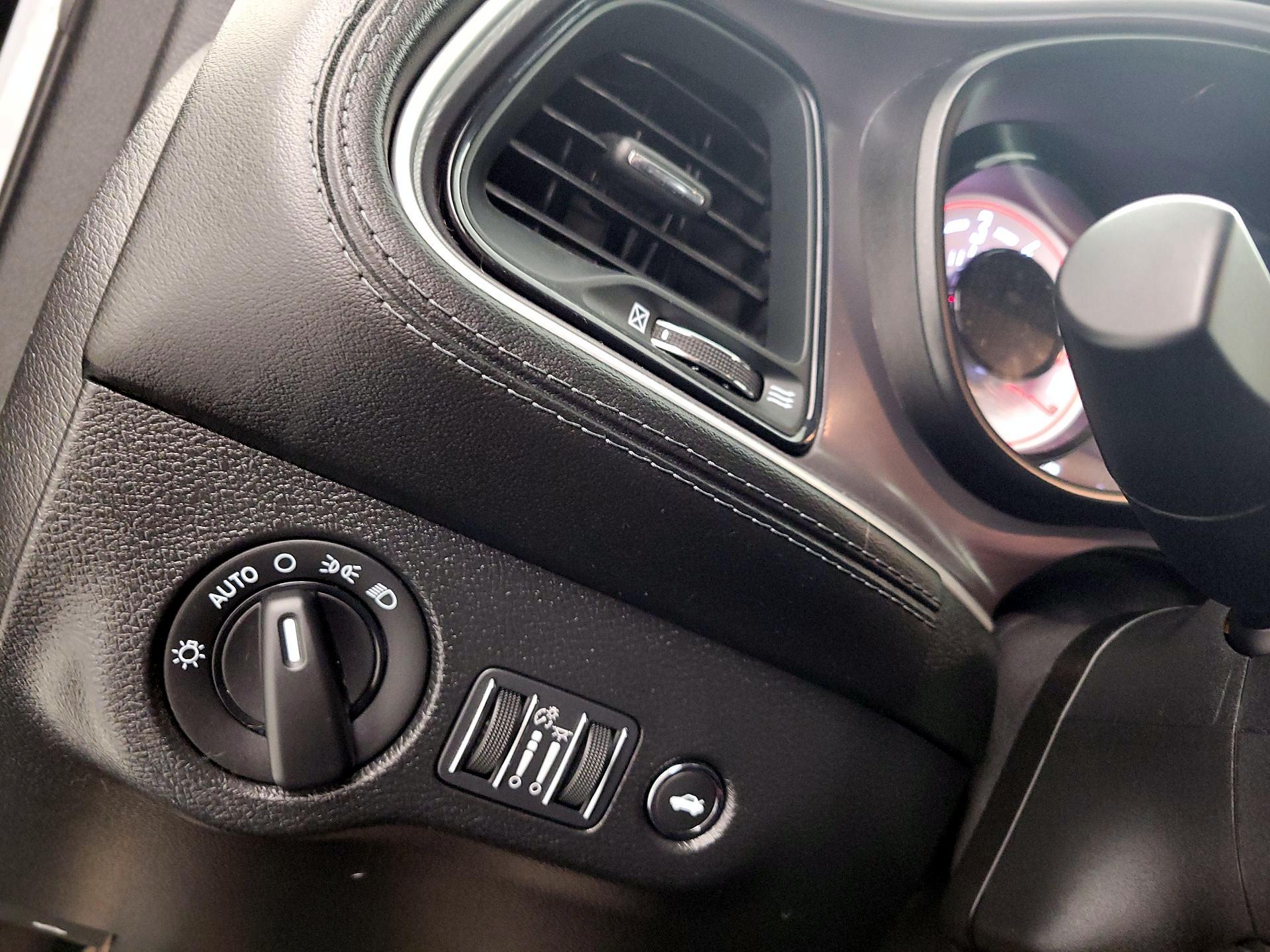 Thumbnail: 2022 Dodge Challenger - 13