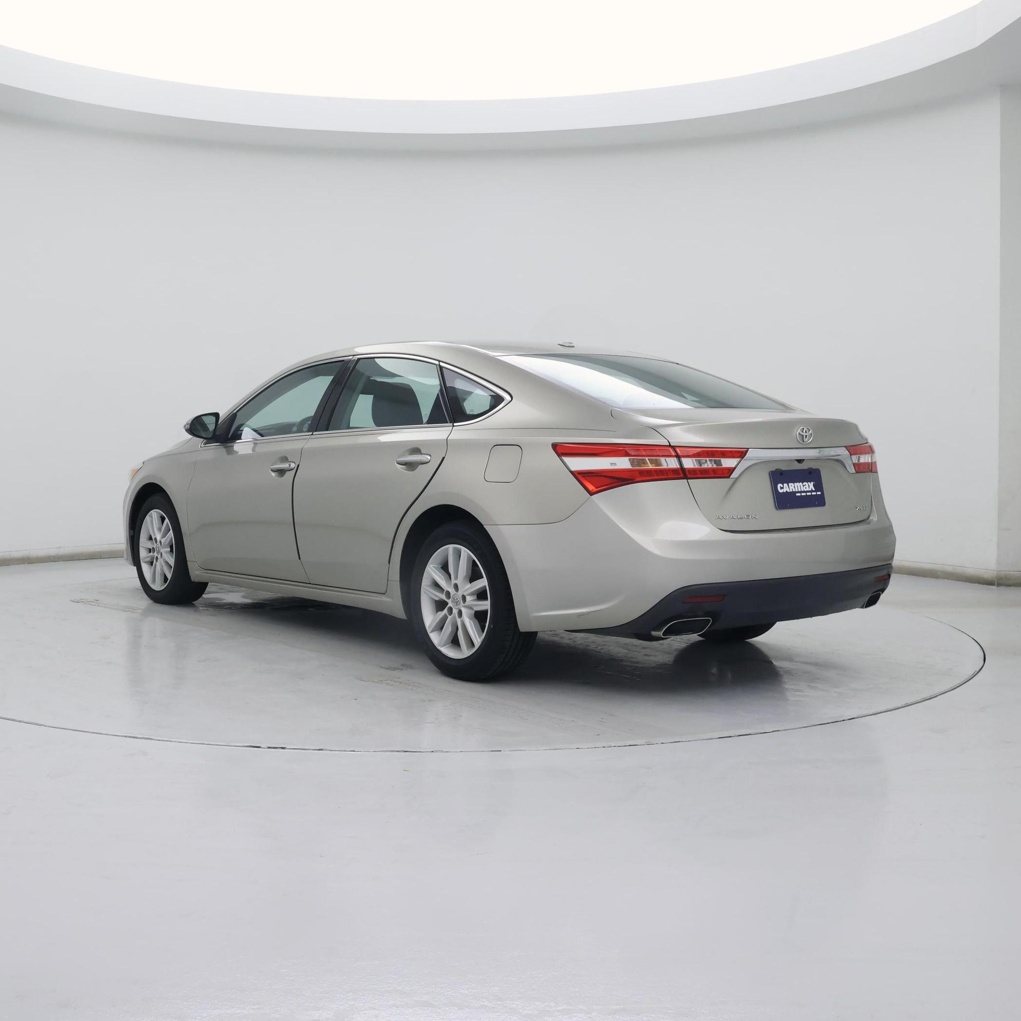 Thumbnail: 2014 Toyota Avalon - 2