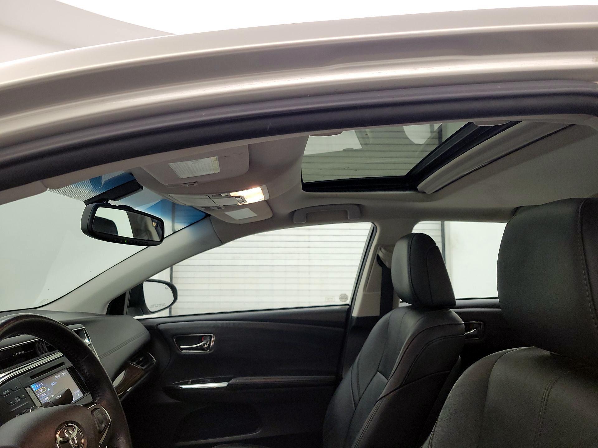 Thumbnail: 2014 Toyota Avalon - 19