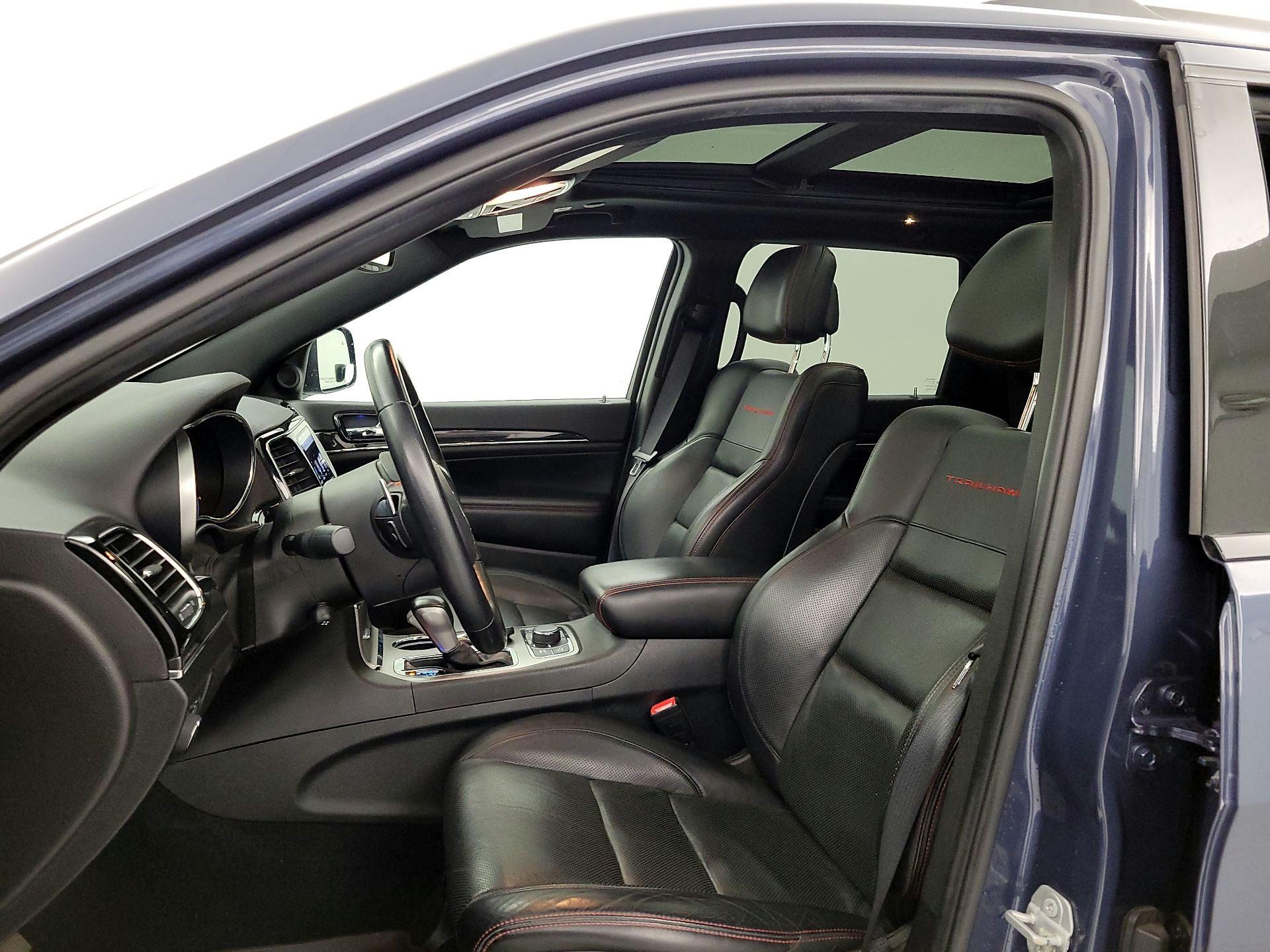 Thumbnail: 2021 Jeep Grand Cherokee - 11