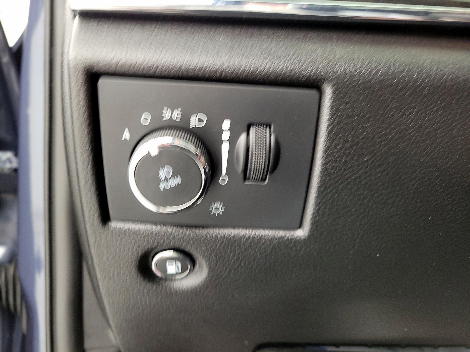 Thumbnail: 2021 Jeep Grand Cherokee - 13