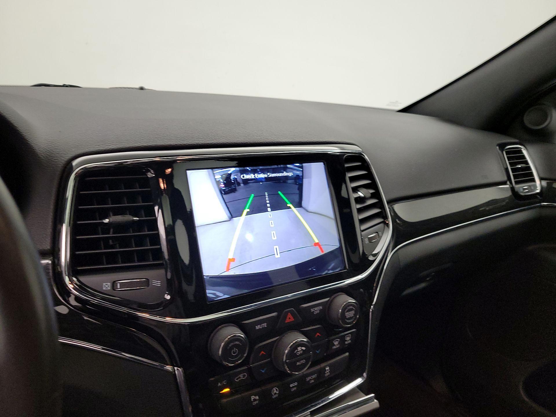 Thumbnail: 2021 Jeep Grand Cherokee - 15