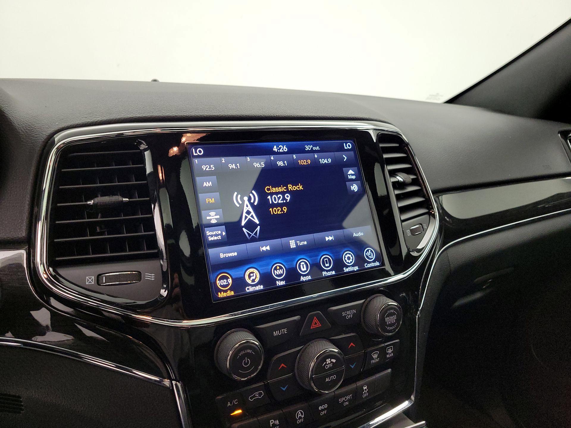 Thumbnail: 2021 Jeep Grand Cherokee - 16