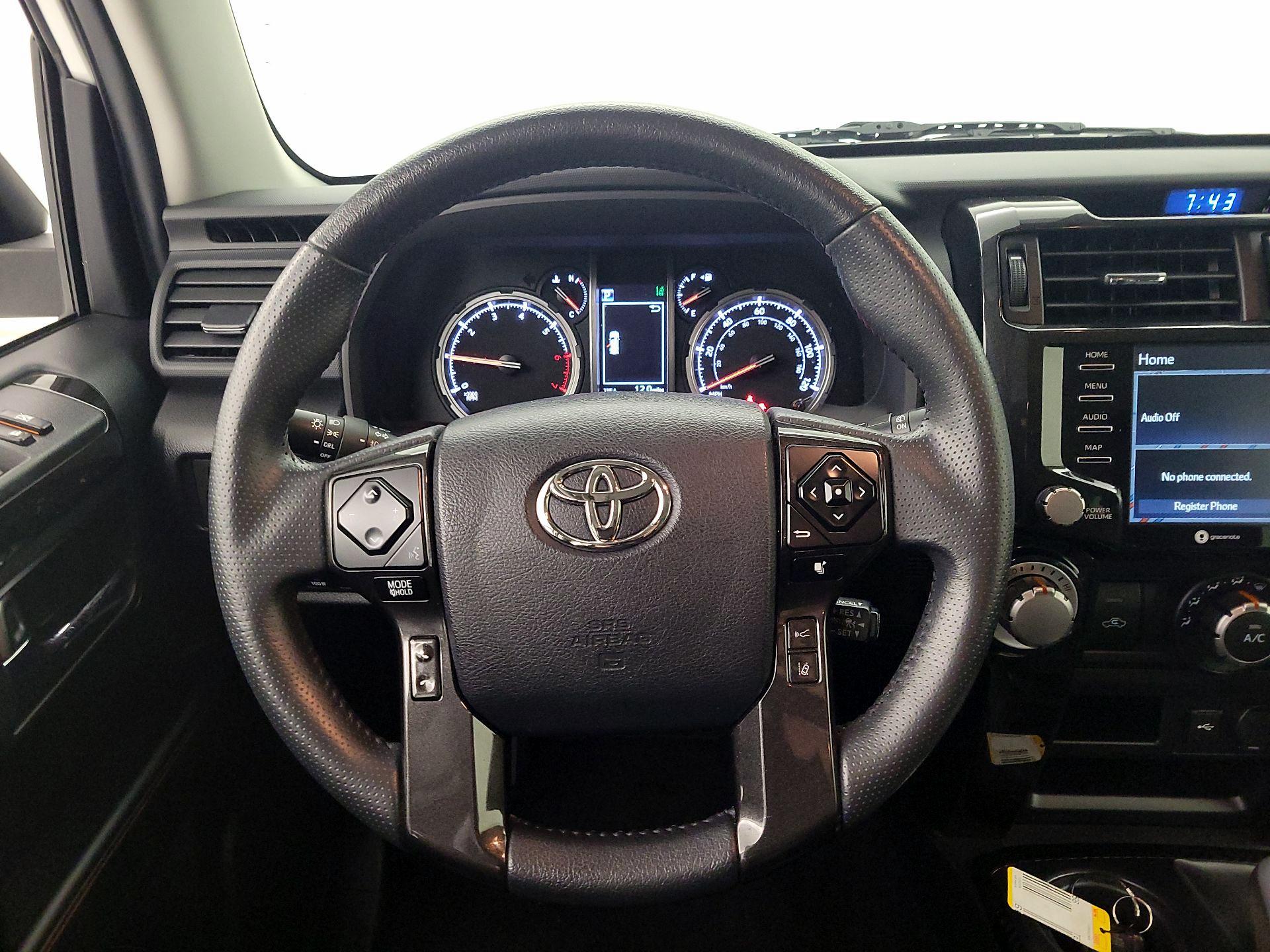 Thumbnail: 2022 Toyota 4Runner - 10