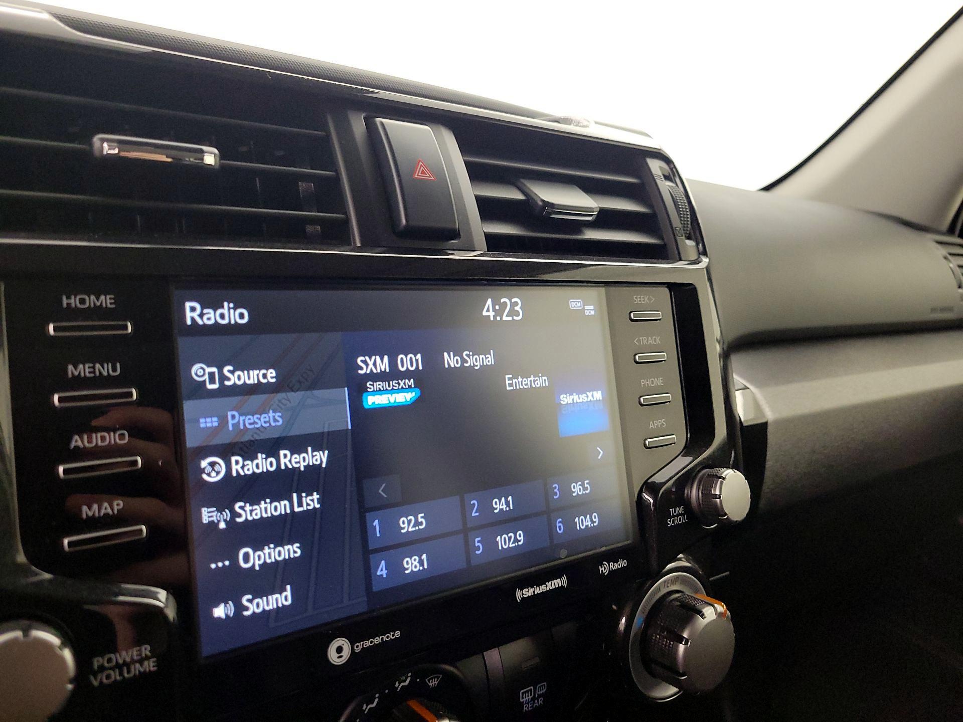 Thumbnail: 2022 Toyota 4Runner - 16