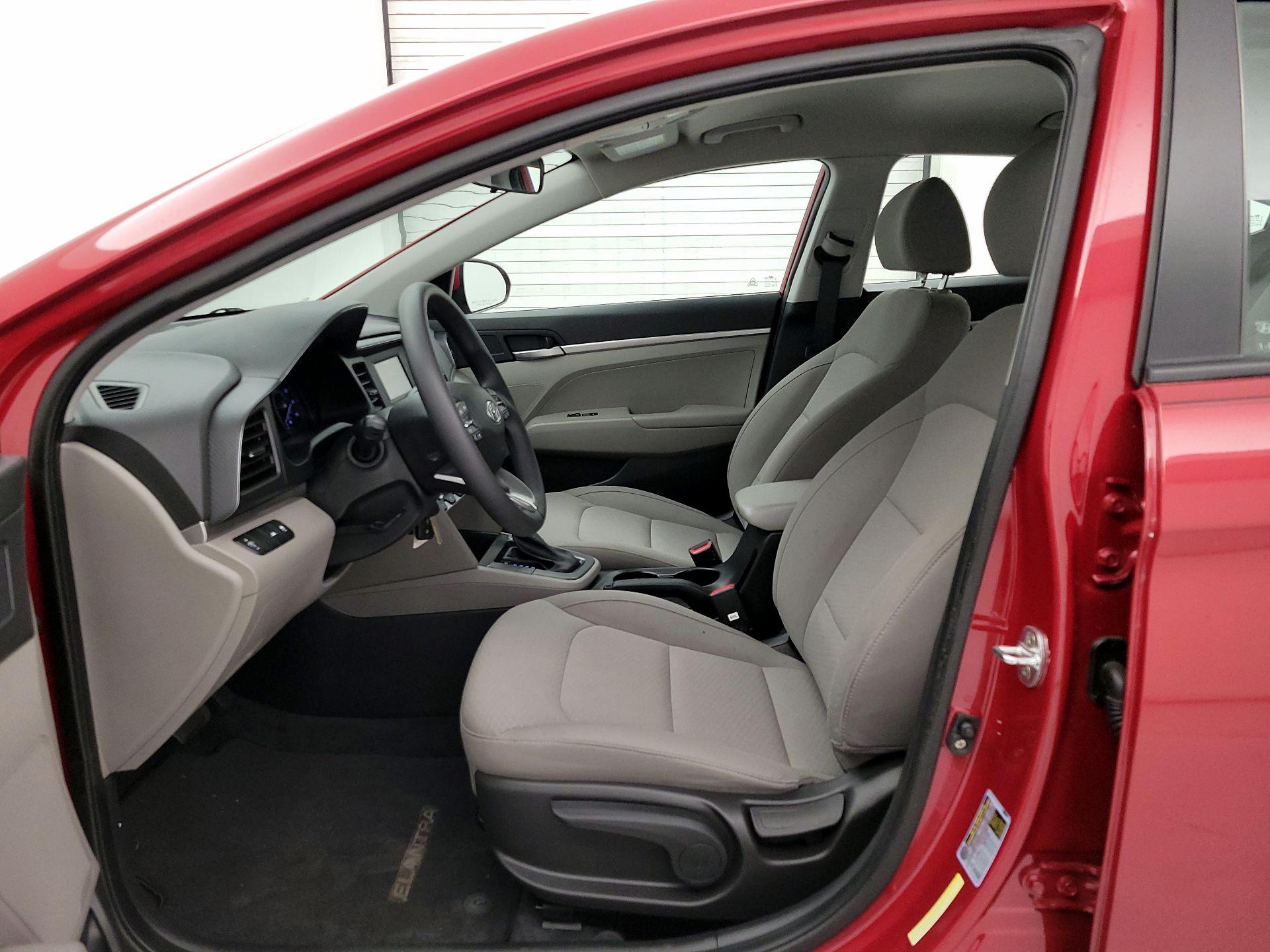Thumbnail: 2020 Hyundai Elantra - 11