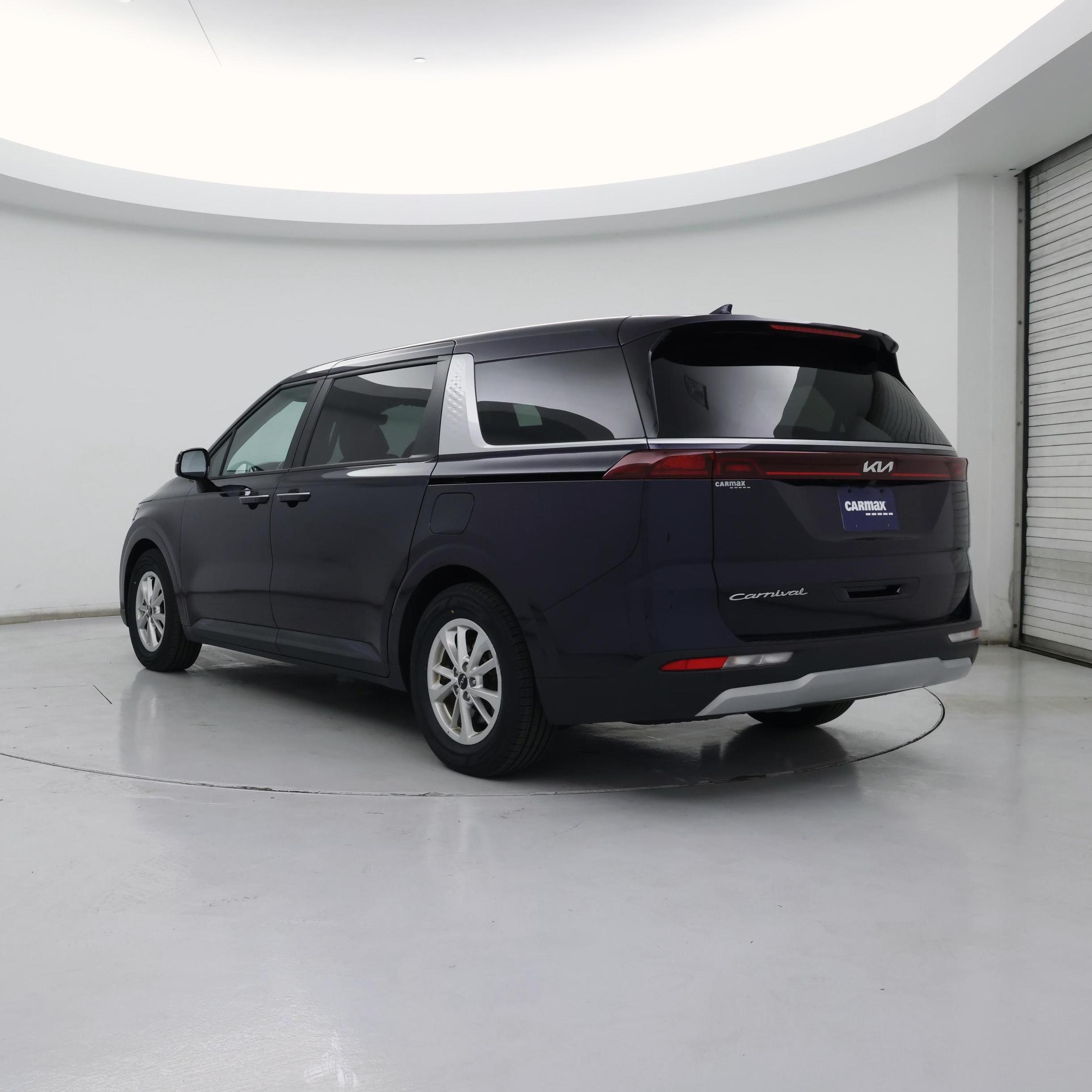 Thumbnail: 2022 Kia Carnival - 2