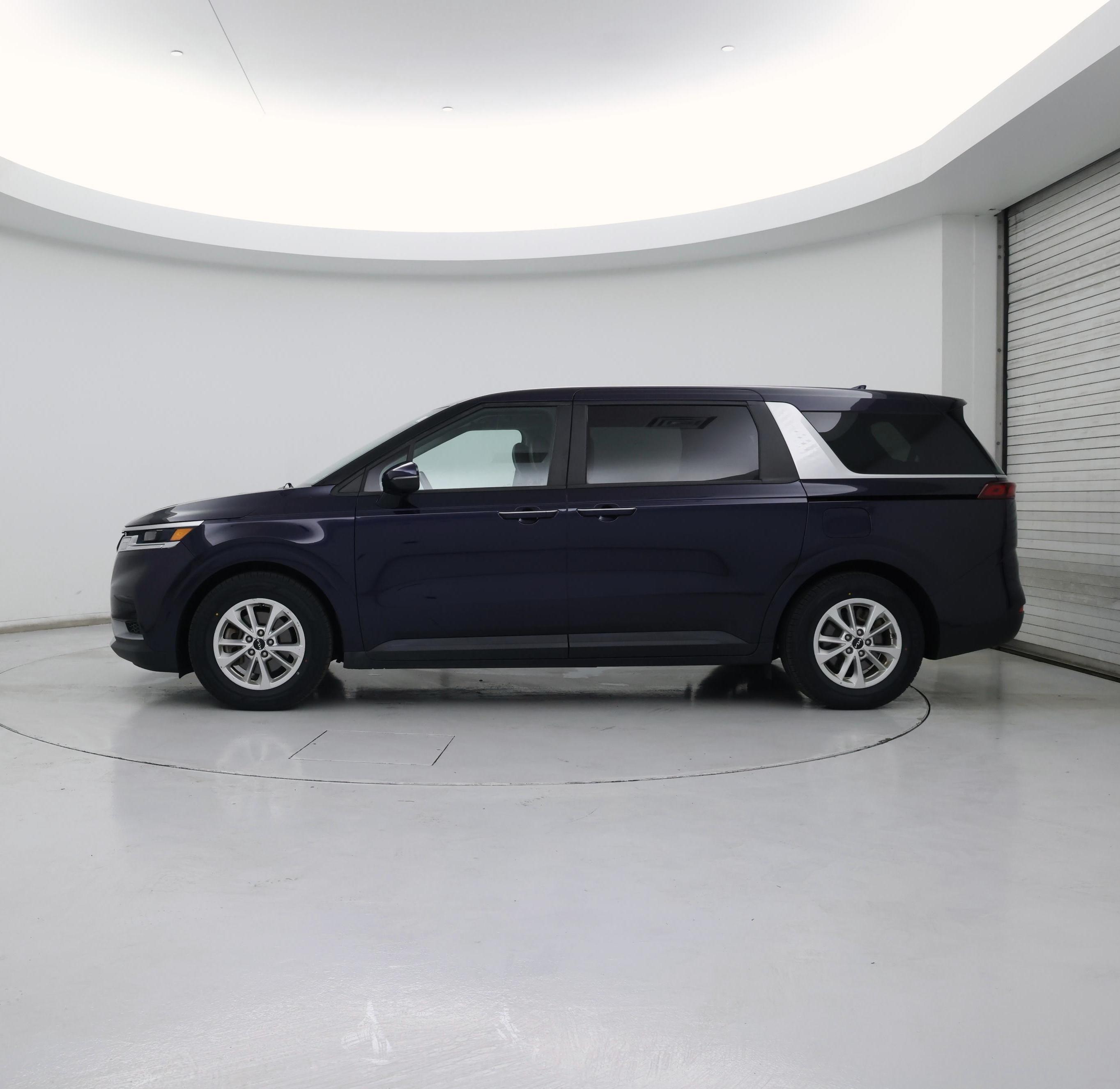 Thumbnail: 2022 Kia Carnival - 3