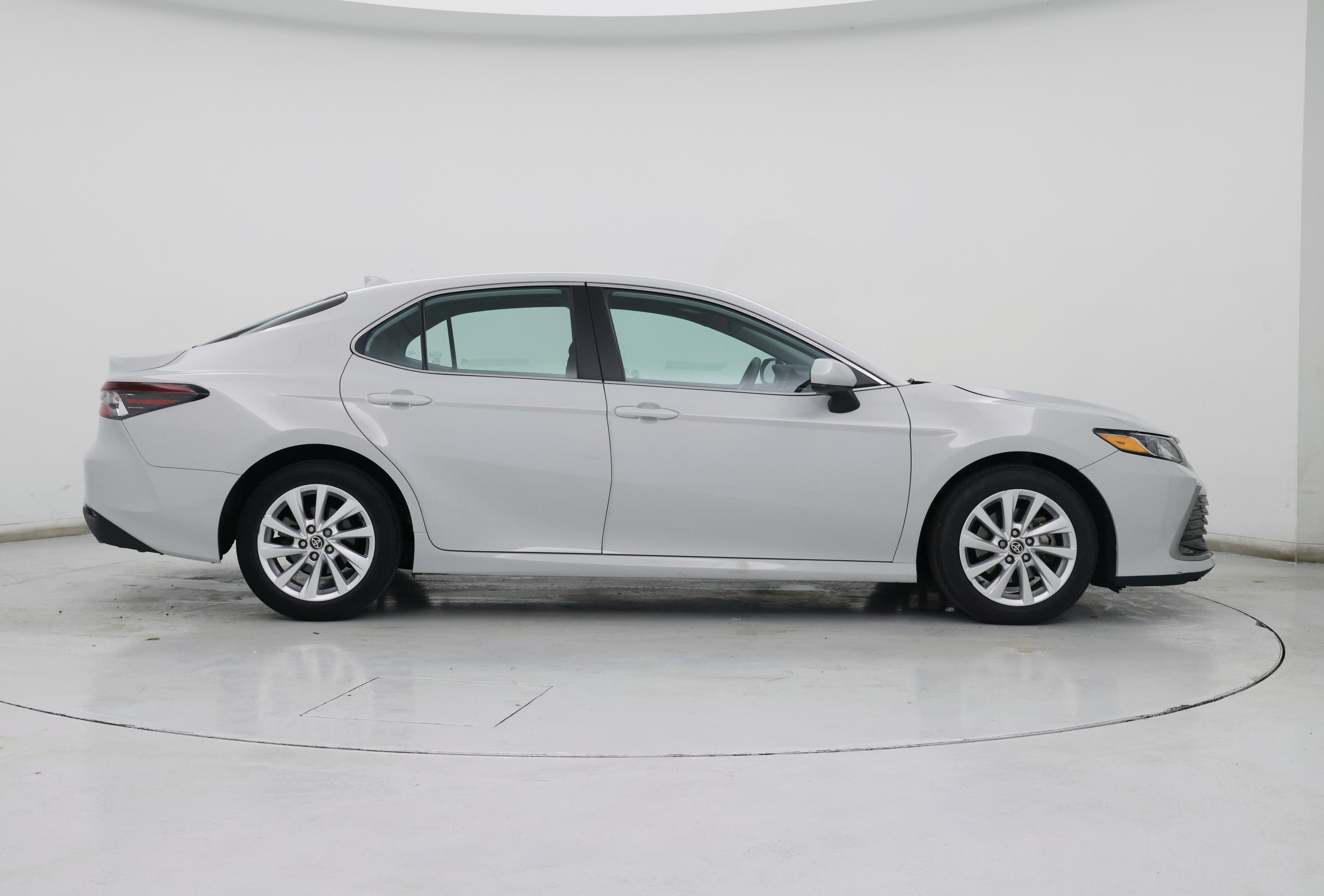 Thumbnail: 2023 Toyota Camry - 7