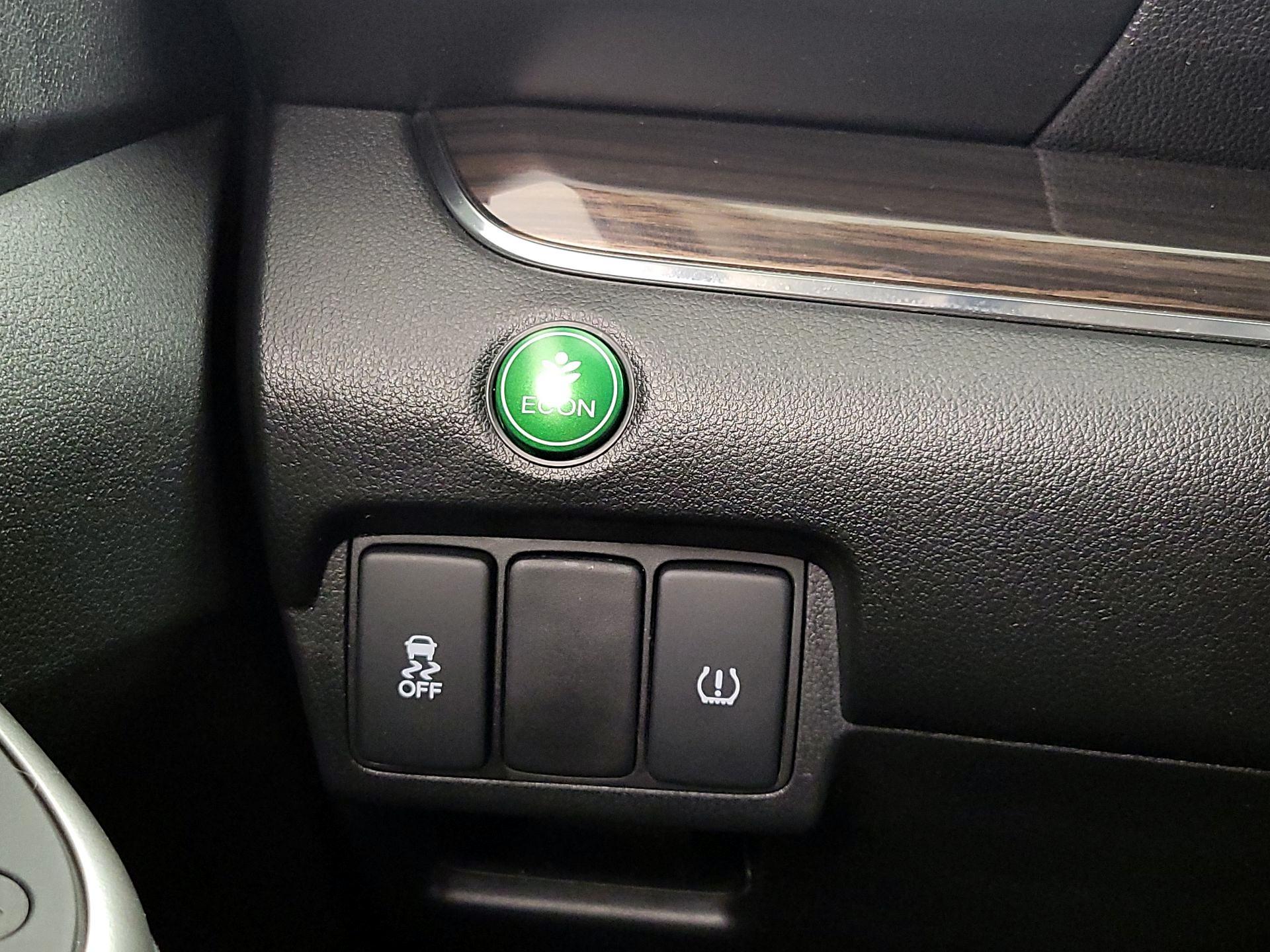 Thumbnail: 2016 Honda CR-V - 13