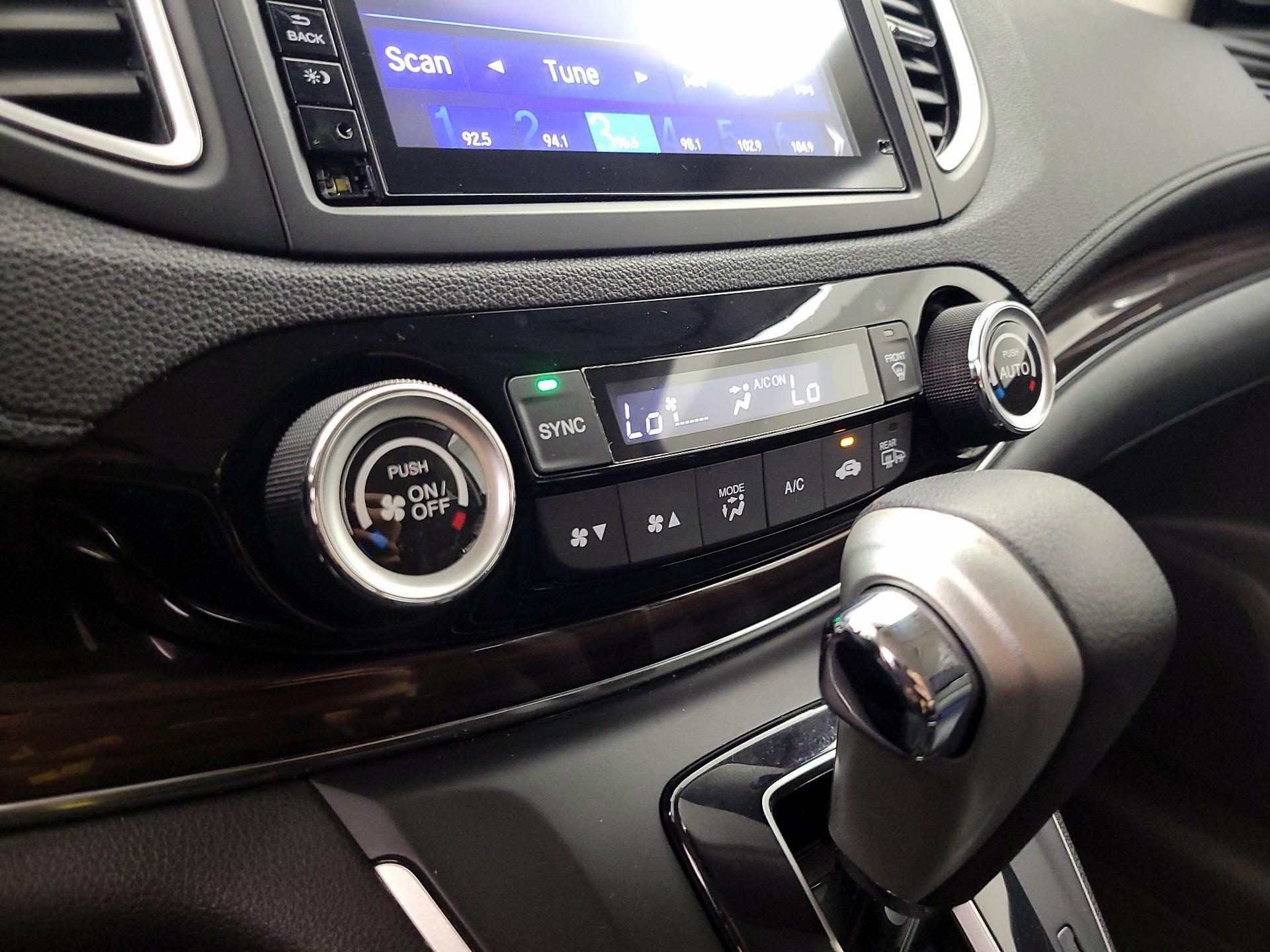 Thumbnail: 2016 Honda CR-V - 16