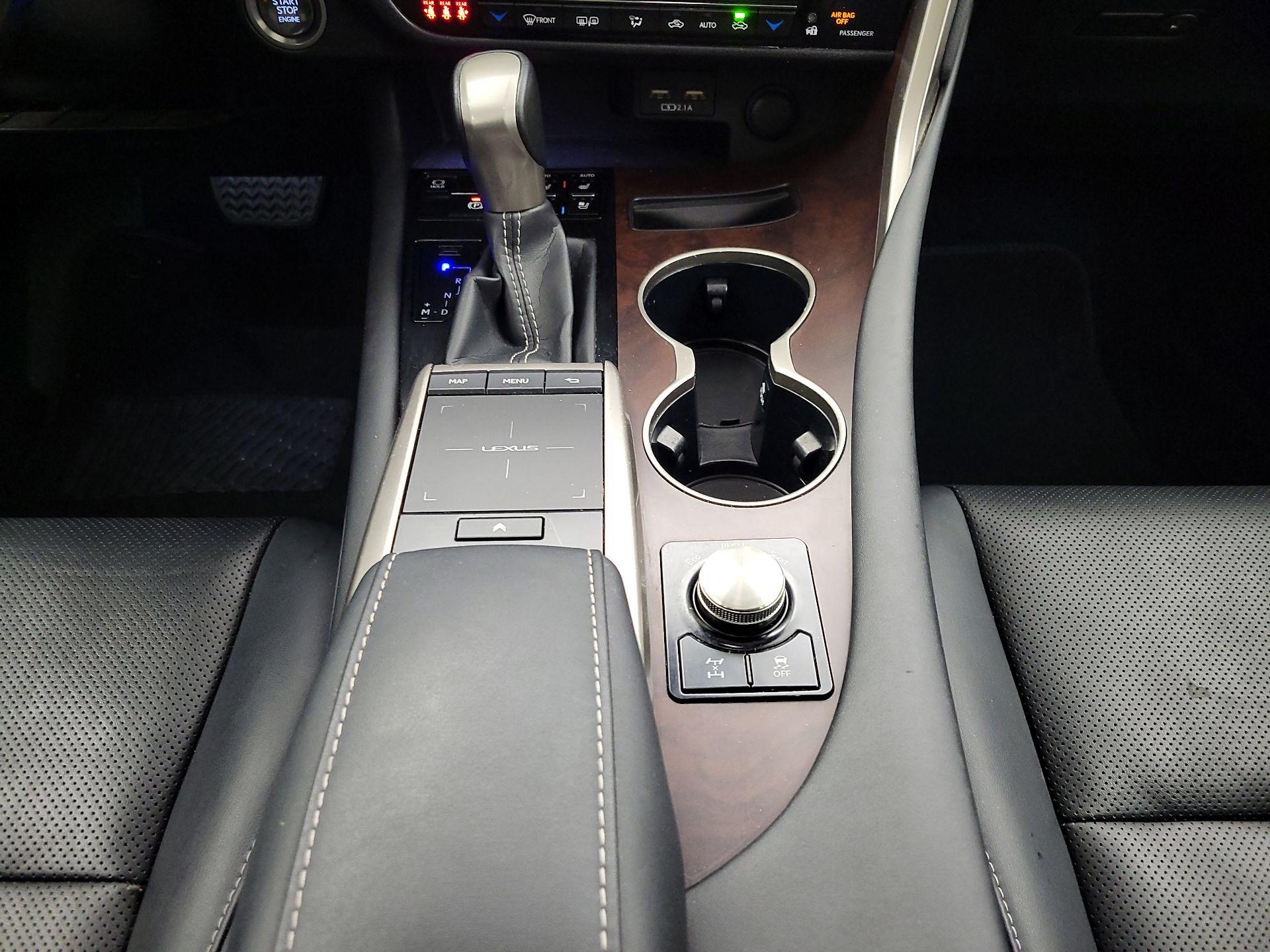 Thumbnail: 2020 Lexus RX - 18