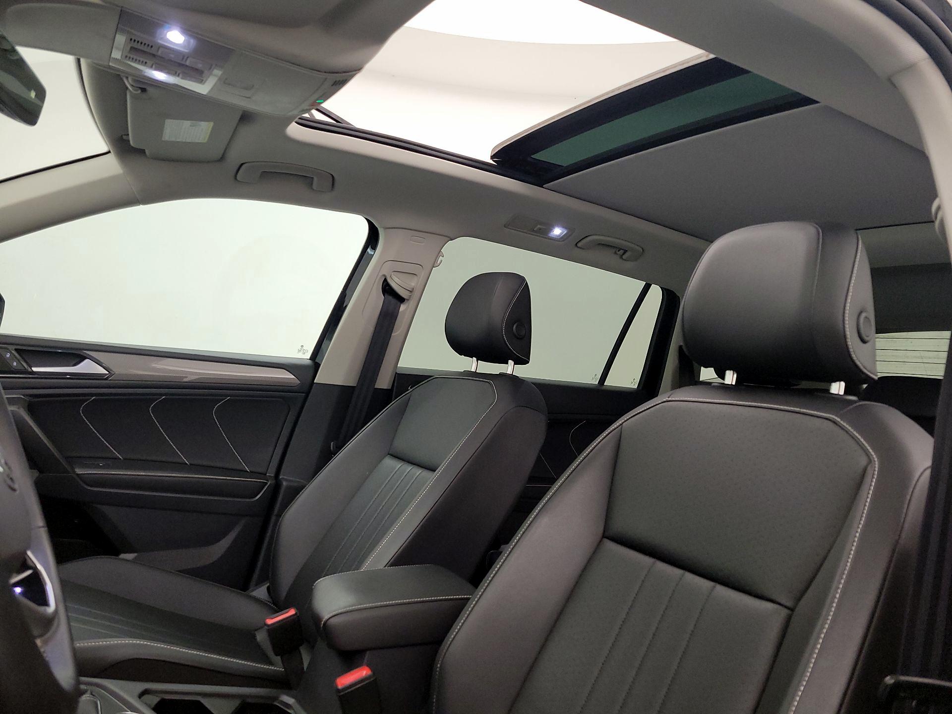 Thumbnail: 2022 Volkswagen Tiguan - 20