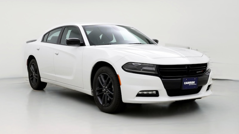 2019 Dodge Charger SXT Hero Image