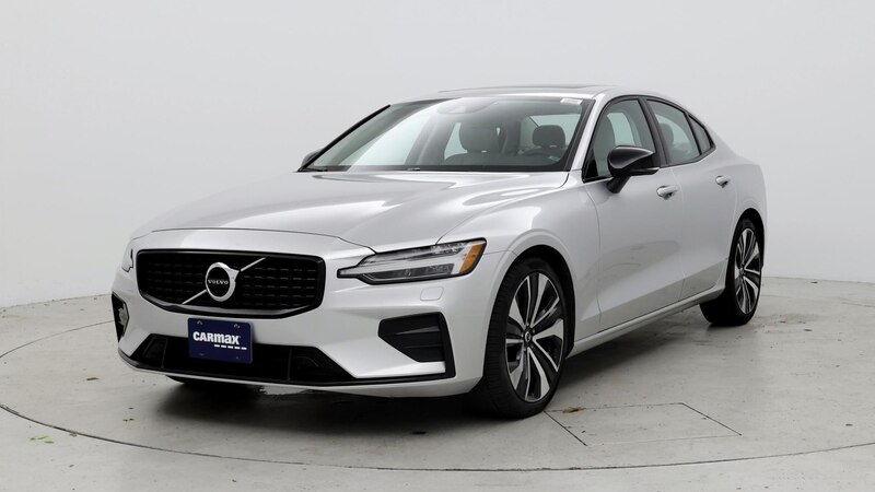 2022 Volvo S60 B5 Momentum 4