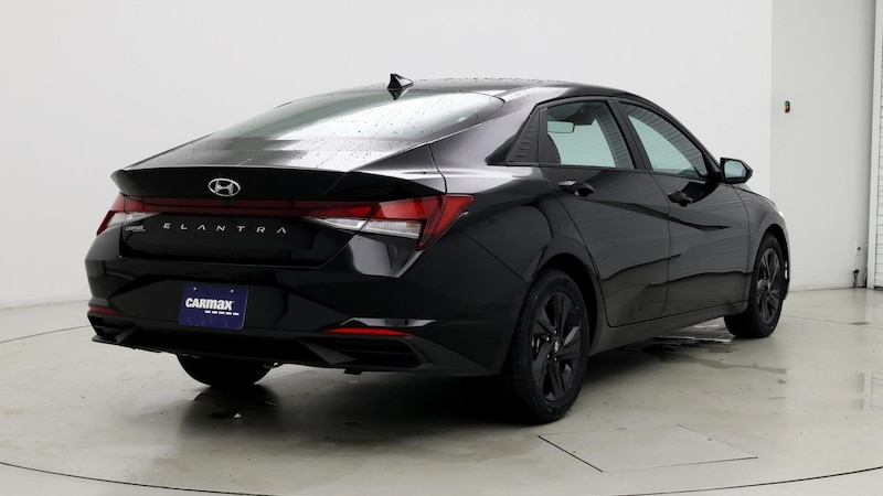 2021 Hyundai Elantra SEL 8