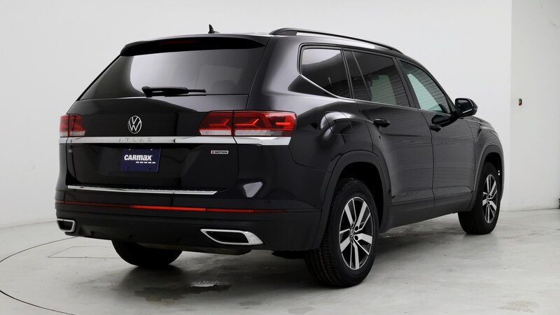 2022 Volkswagen Atlas SE 8