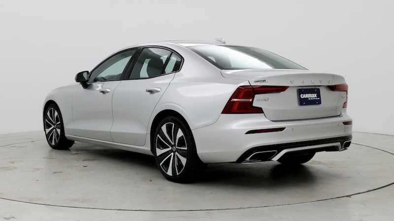 2022 Volvo S60 B5 Momentum 2