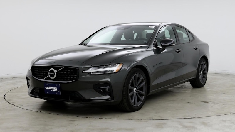 2022 Volvo S60 B5 Momentum 4