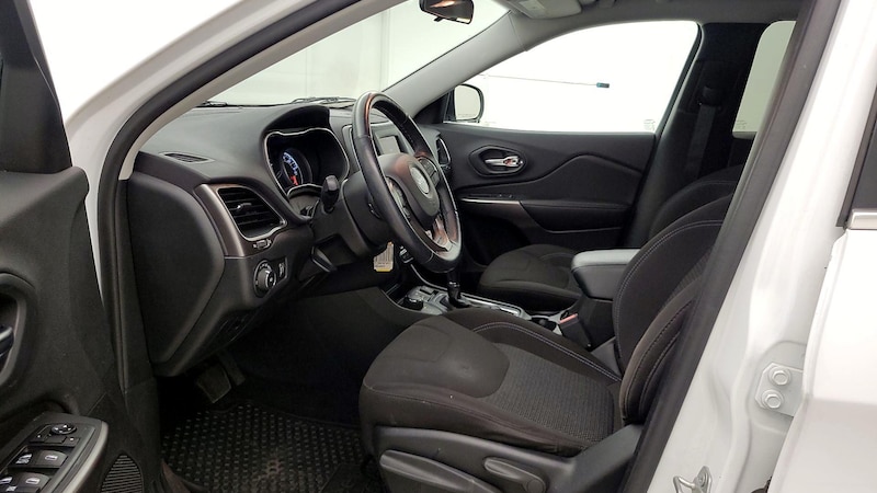 2019 Jeep Cherokee Latitude 11