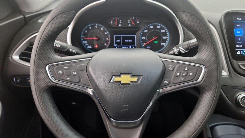 2022 Chevrolet Malibu LS 10