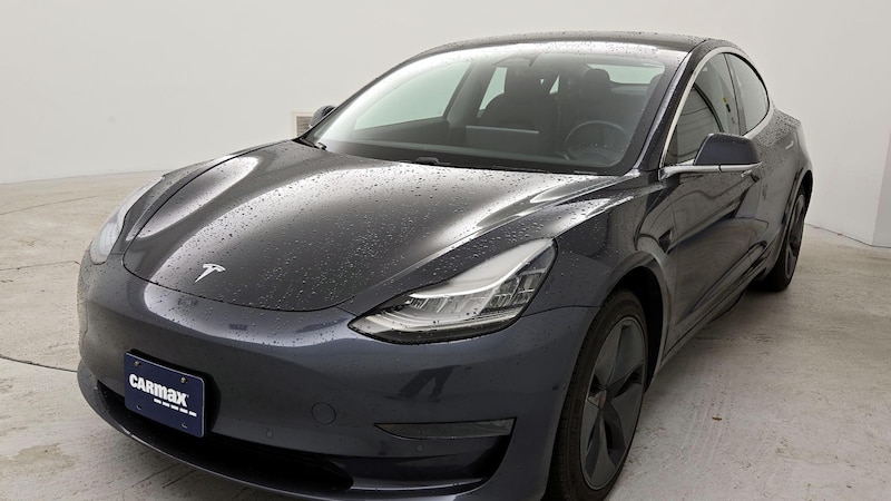 2019 Tesla Model 3 Standard Range Hero Image