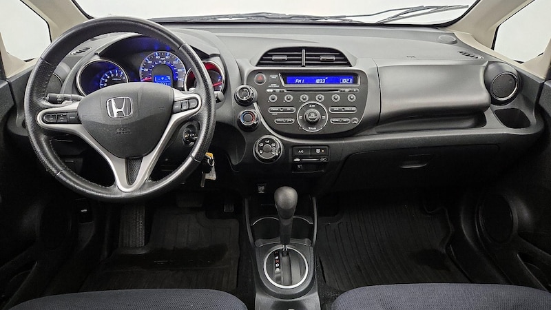 2013 Honda Fit Sport 8