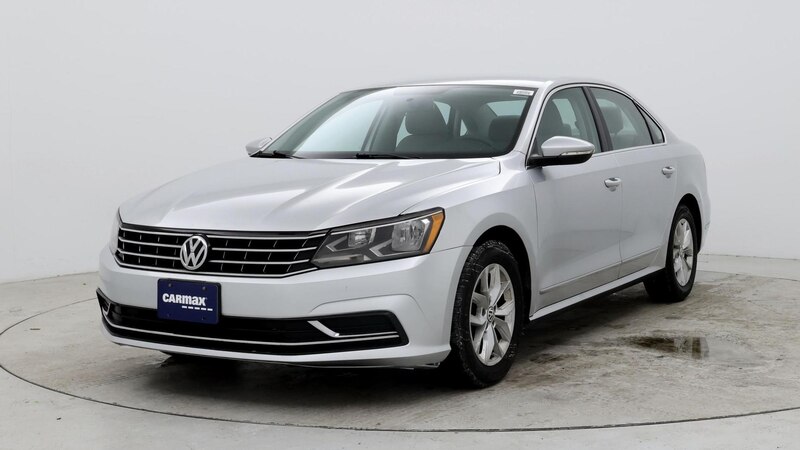 2016 Volkswagen Passat S 4