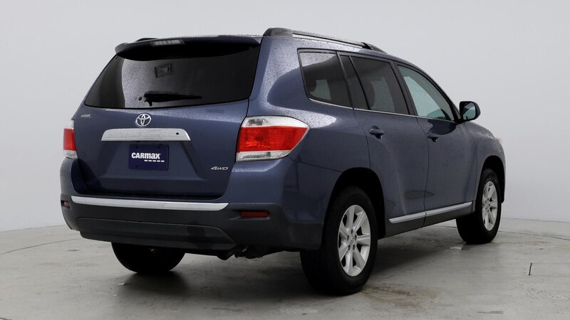 2013 Toyota Highlander Plus 8