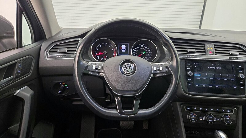 2019 Volkswagen Tiguan SE 10