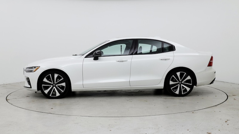 2022 Volvo S60 B5 Momentum 3