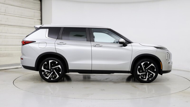 2022 Mitsubishi Outlander SE 7