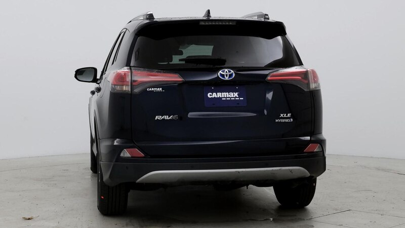 2017 Toyota RAV4 XLE 6