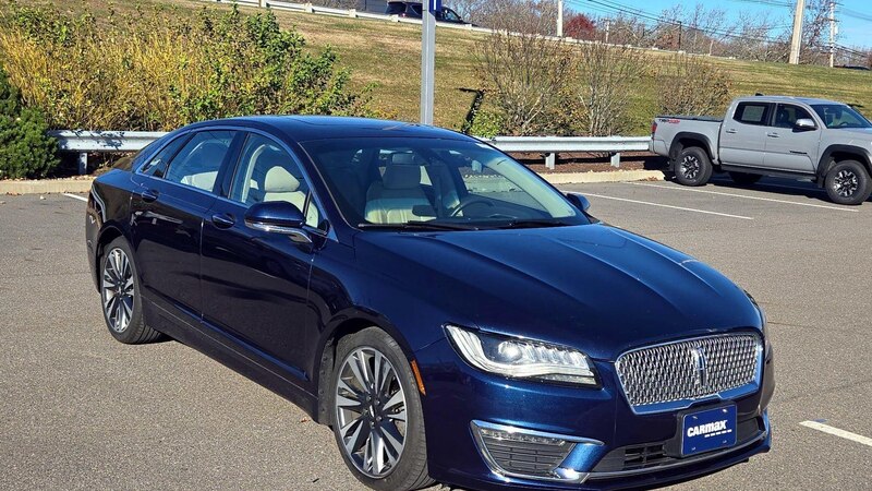 2017 Lincoln MKZ Reserve 3