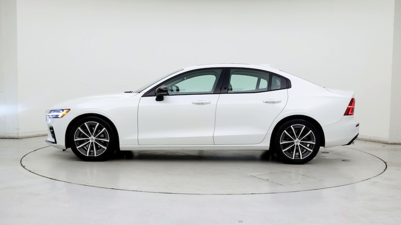 2022 Volvo S60 B5 Momentum 2