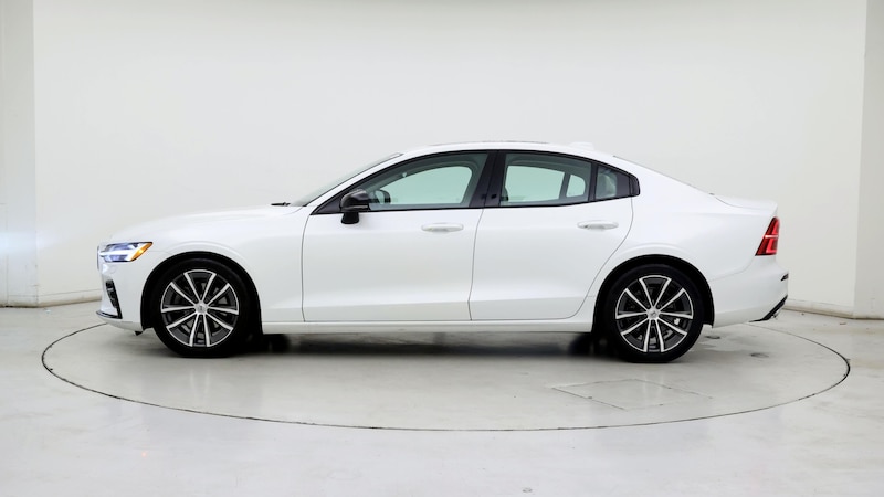 2022 Volvo S60 B5 Momentum 5