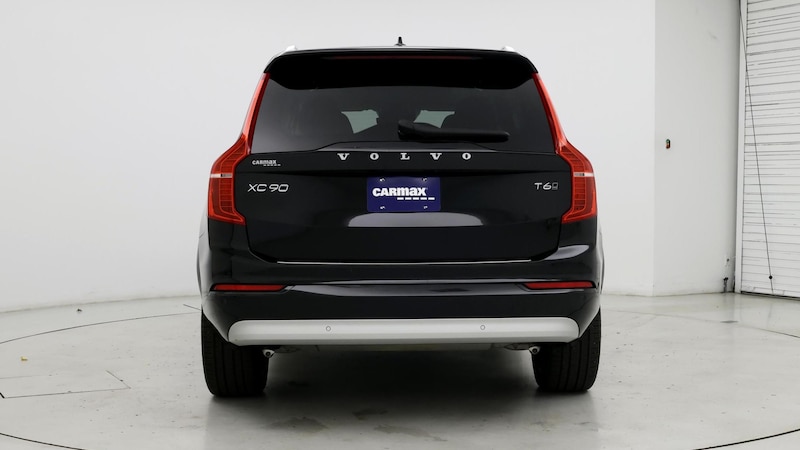 2022 Volvo XC90 T6 Momentum 6