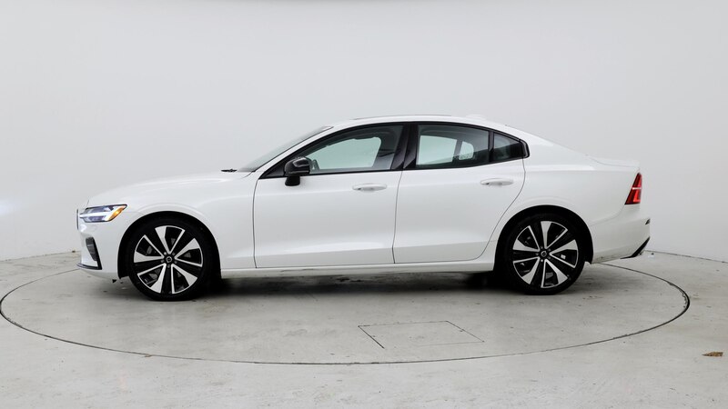 2022 Volvo S60 B5 Momentum 3