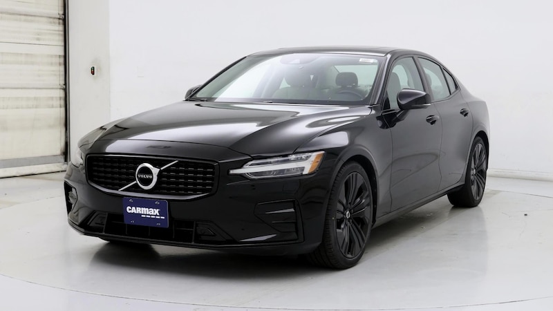 2022 Volvo S60 B5 Momentum 4