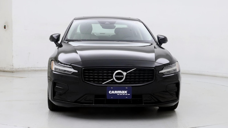 2022 Volvo S60 B5 Momentum 5