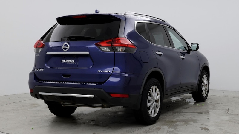 2017 Nissan Rogue SV 8