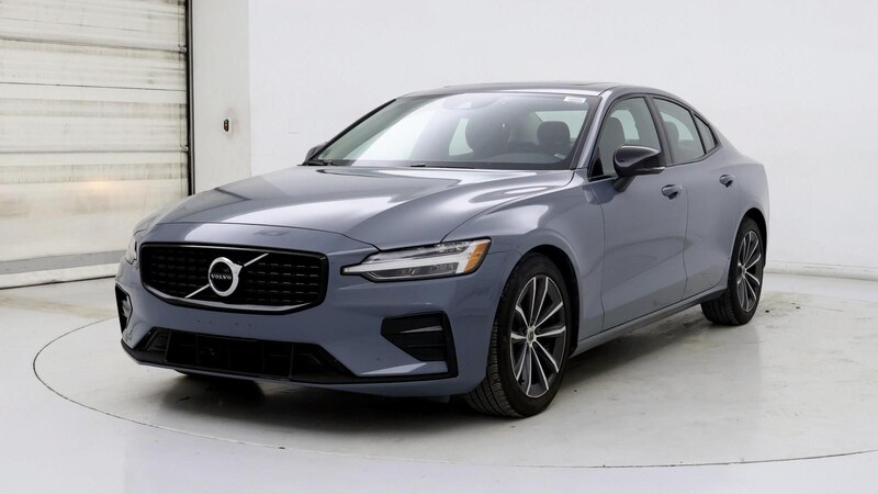 2022 Volvo S60 B5 Momentum 4