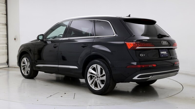 2022 Audi Q7 Premium 2