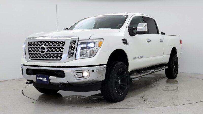 2019 Nissan Titan SL 4