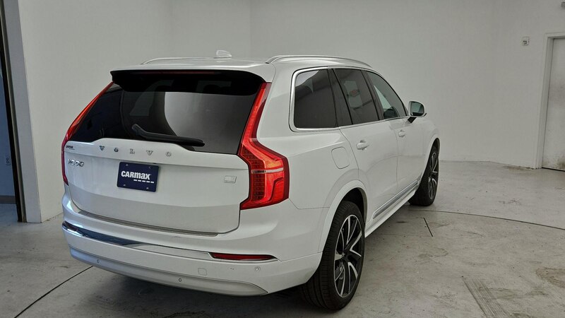 2022 Volvo XC90 T8 Inscription 5