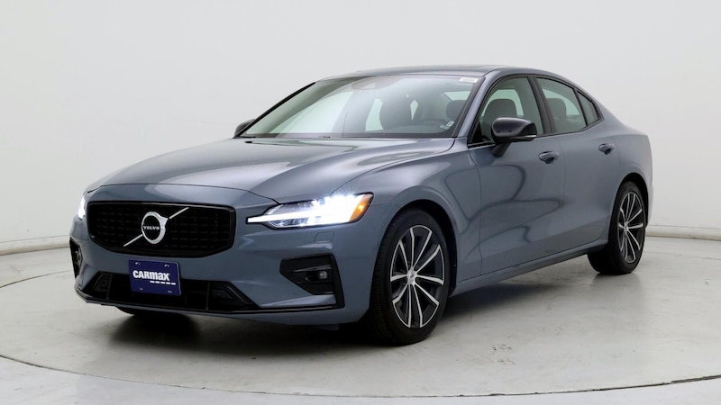 2022 Volvo S60 B5 Momentum 4